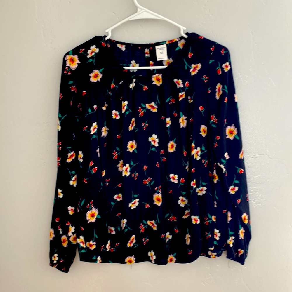 Long sleeve floral
